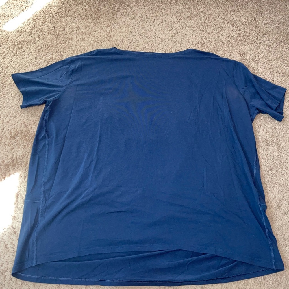 Lululemon Blue T-Shirt